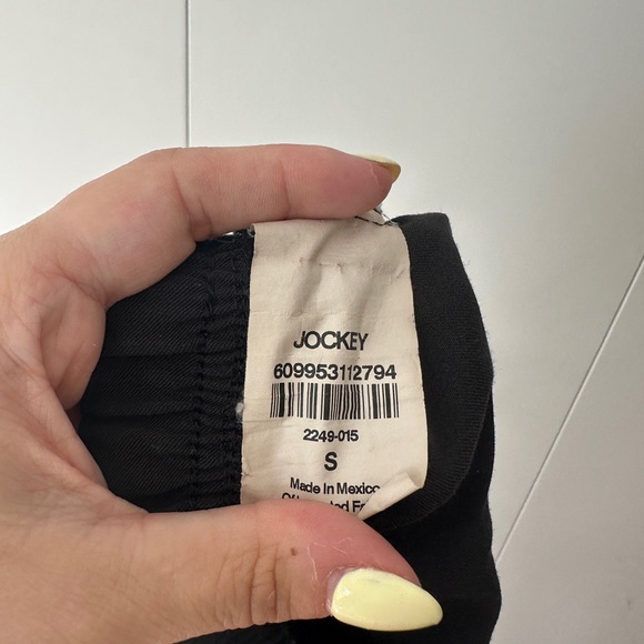 Jockey Women’s Black Scrub Set - Picture 16 of 16